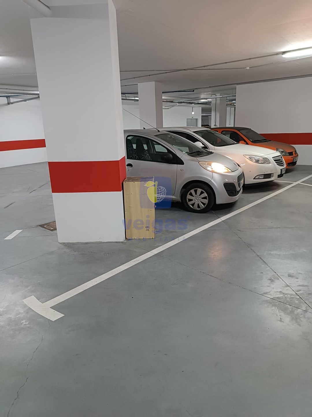Garagem T0 - Caldas da Rainha, Caldas da Rainha, Leiria - Miniatura: 4/10