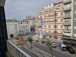 Apartamento T2 - Caldas da Rainha, Caldas da Rainha, Leiria - Miniatura: 1/16