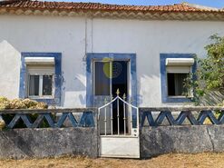 Moradia T3 - Alvorninha, Caldas da Rainha, Leiria - Miniatura: 1/30