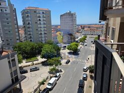 Apartamento T3 - Caldas da Rainha, Caldas da Rainha, Leiria - Miniatura: 7/28