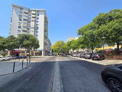 Apartamento T3 - Benfica, Lisboa, Lisboa - Miniatura: 1/28