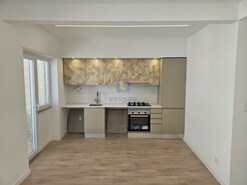 Apartamento T3 - Venteira, Amadora, Lisboa - Miniatura: 3/14