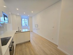 Apartamento T2 - Arroios, Lisboa, Lisboa - Miniatura: 1/19