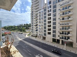 Apartamento T3 - S�o Domingos de Benfica, Lisboa, Lisboa - Miniatura: 4/34