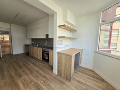 Apartamento T3 - S�o Domingos de Benfica, Lisboa, Lisboa - Miniatura: 6/34