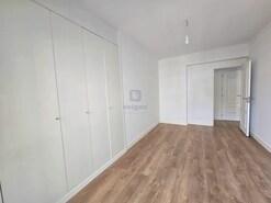 Apartamento T3 - S�o Domingos de Benfica, Lisboa, Lisboa - Miniatura: 17/34