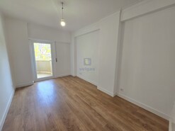 Apartamento T3 - S�o Domingos de Benfica, Lisboa, Lisboa - Miniatura: 19/34