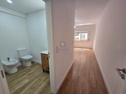 Apartamento T3 - S�o Domingos de Benfica, Lisboa, Lisboa - Miniatura: 23/34