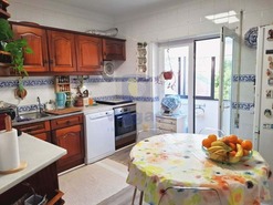 Apartamento T3 - Caldas da Rainha, Caldas da Rainha, Leiria - Miniatura: 13/33