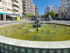 Loja T0 - Caldas da Rainha, Caldas da Rainha, Leiria - Miniatura: 24/25