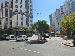 Loja T0 - Caldas da Rainha, Caldas da Rainha, Leiria - Miniatura: 25/25