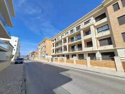 Apartamento T1 - S�o Martinho do Porto, Alcoba�a, Leiria - Miniatura: 32/46