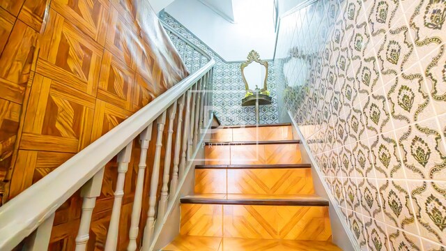 Pr�dio - P�voa de Varzim, P�voa de Varzim, Porto - Imagem grande