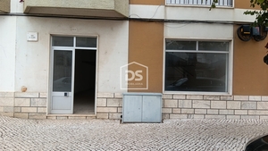 Loja T0 - Alcains, Castelo Branco, Castelo Branco - Miniatura: 2/16