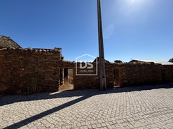 Moradia T0 - Malpica do Tejo, Castelo Branco, Castelo Branco - Miniatura: 8/19