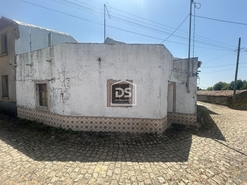 Moradia T2 - Cebolais de Cima, Castelo Branco, Castelo Branco - Miniatura: 2/24