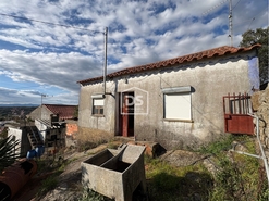 Moradia T2 - P�voa de Rio de Moinhos, Castelo Branco, Castelo Branco