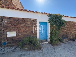 Moradia T0 - Malpica do Tejo, Castelo Branco, Castelo Branco - Miniatura: 1/5