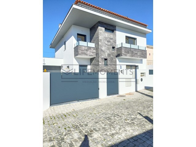 Moradia T3 - Santa Iria da Az�ia, Loures, Lisboa - Imagem grande