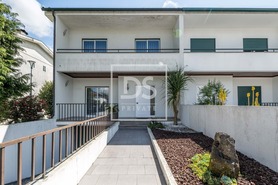 Moradia T3 - Carrazedo, Amares, Braga