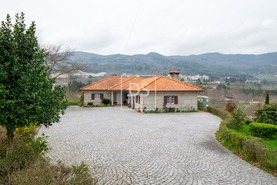 Moradia T3 - Campelo, Baio, Porto - Miniatura: 34/65