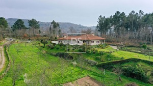 Moradia T3 - Campelo, Baio, Porto - Miniatura: 40/65