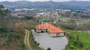 Moradia T3 - Campelo, Baio, Porto - Miniatura: 55/65