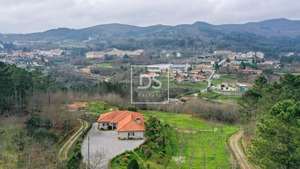 Moradia T3 - Campelo, Baio, Porto - Miniatura: 57/65