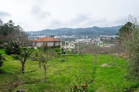 Moradia T3 - Campelo, Baio, Porto - Miniatura: 58/65