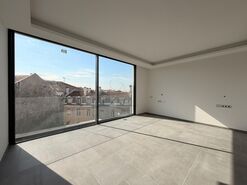 Apartamento T6 - Miseric�rdia, Lisboa, Lisboa - Miniatura: 2/37