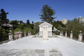 Moradia > T6 - Oeiras, Oeiras, Lisboa - Miniatura: 21/30