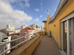 Apartamento T3 - Santo Ant�nio, Lisboa, Lisboa - Miniatura: 29/30
