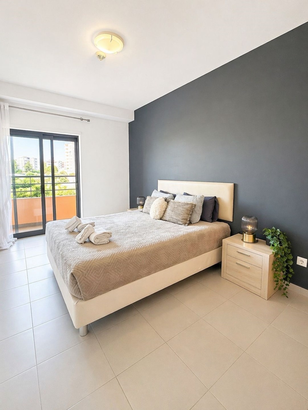 Apartamento T2 - Portim�o, Portim�o, Faro (Algarve) - Miniatura: 17/20
