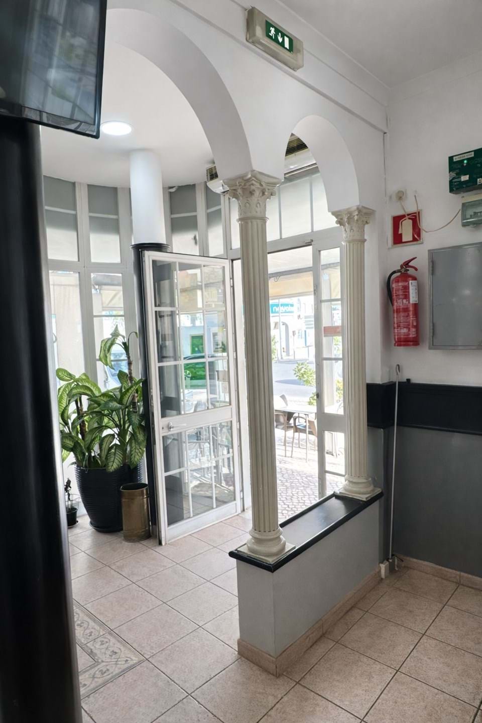 Loja T0 - Almancil, Loul�, Faro (Algarve) - Miniatura: 9/28