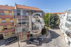 Apartamento T1 - Alto do Seixalinho, Barreiro, Set�bal - Miniatura: 25/33
