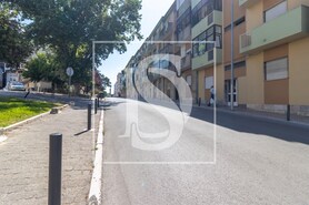 Apartamento T1 - Alto do Seixalinho, Barreiro, Set�bal - Miniatura: 32/33