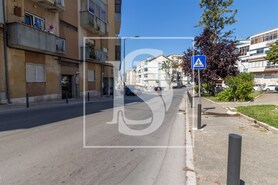 Apartamento T1 - Alto do Seixalinho, Barreiro, Set�bal - Miniatura: 33/33