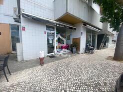Loja T0 - Salvador, Torres Novas, Santar�m - Miniatura: 21/22