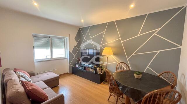 Apartamento T2 - Lavradio, Barreiro, Set�bal - Imagem grande