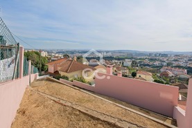 Moradia T3 - Serra da Amoreira, Odivelas, Lisboa - Miniatura: 35/49
