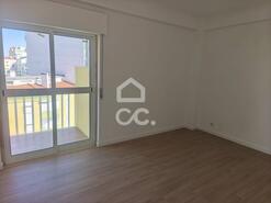 Apartamento T3 - S�o Br�s, Amadora, Lisboa - Miniatura: 6/43