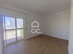 Apartamento T3 - S�o Br�s, Amadora, Lisboa - Miniatura: 23/43