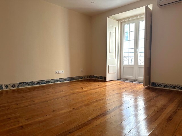 Apartamento T1 - Santa Maria Maior, Lisboa, Lisboa - Imagem grande