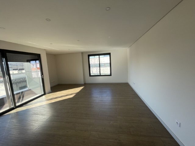 Apartamento T4 - Cedofeita, Porto, Porto - Imagem grande
