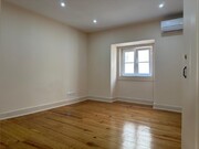 Apartamento T3 - Santa Maria Maior, Lisboa, Lisboa - Miniatura: 1/9