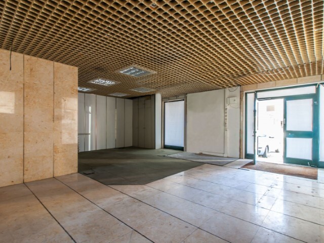 Loja - Póvoa de Santa Iria, Vila Franca de Xira, Lisboa - Imagem grande