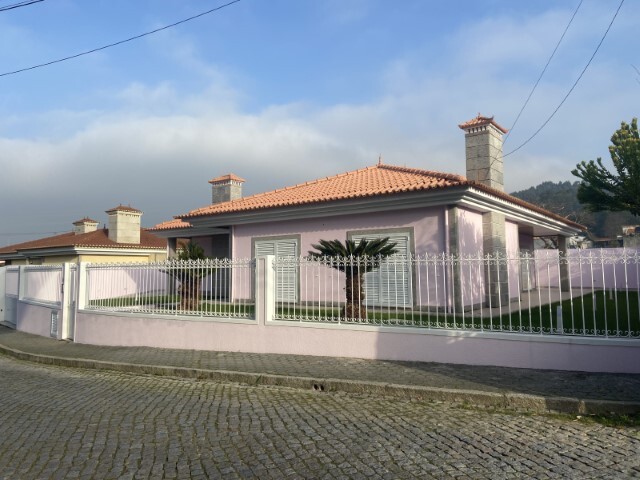 Moradia T3 - Serzedo, Vila Nova de Gaia, Porto - Imagem grande