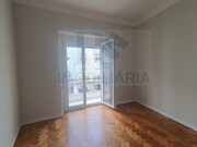 Apartamento T3 - Penha de Fran�a, Lisboa, Lisboa - Miniatura: 3/9