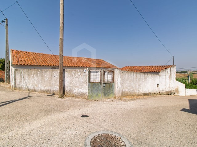 Moradia T1 - São Pedro da Cadeira, Torres Vedras, Lisboa - Imagem grande