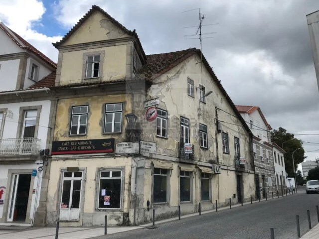 Prédio - Nelas, Nelas, Viseu - Imagem grande